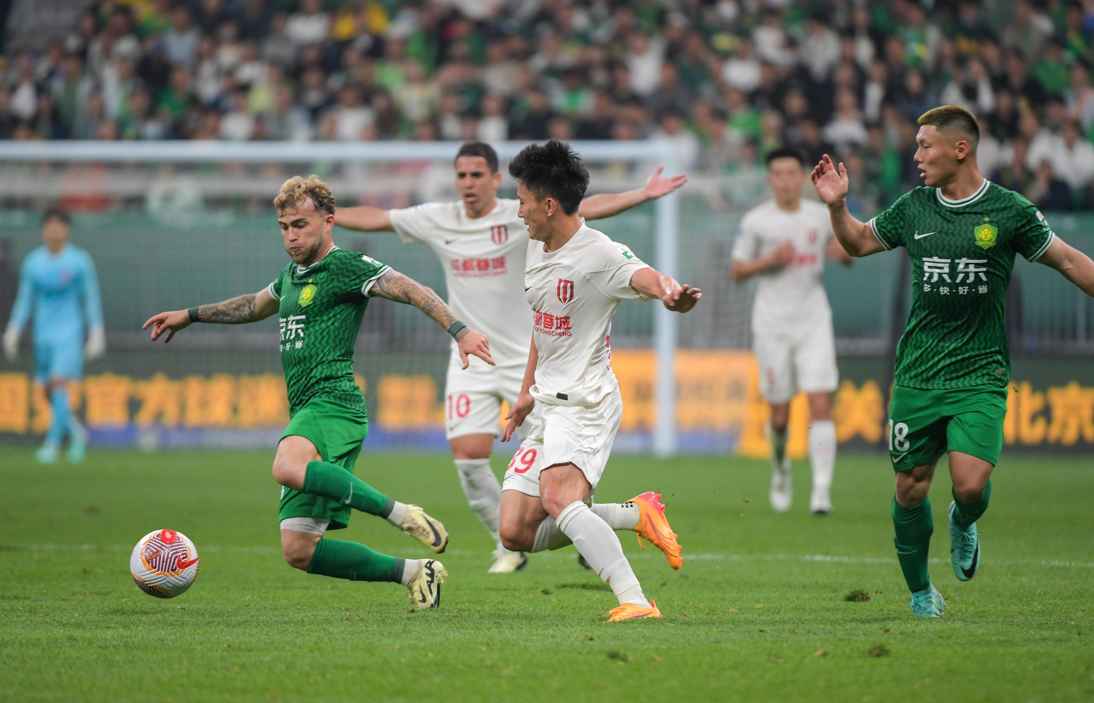 包含北京国安失误频出!主场比不敌河南建业的词条 包含北京国安失误频出!主场比不敌河南建业的词条