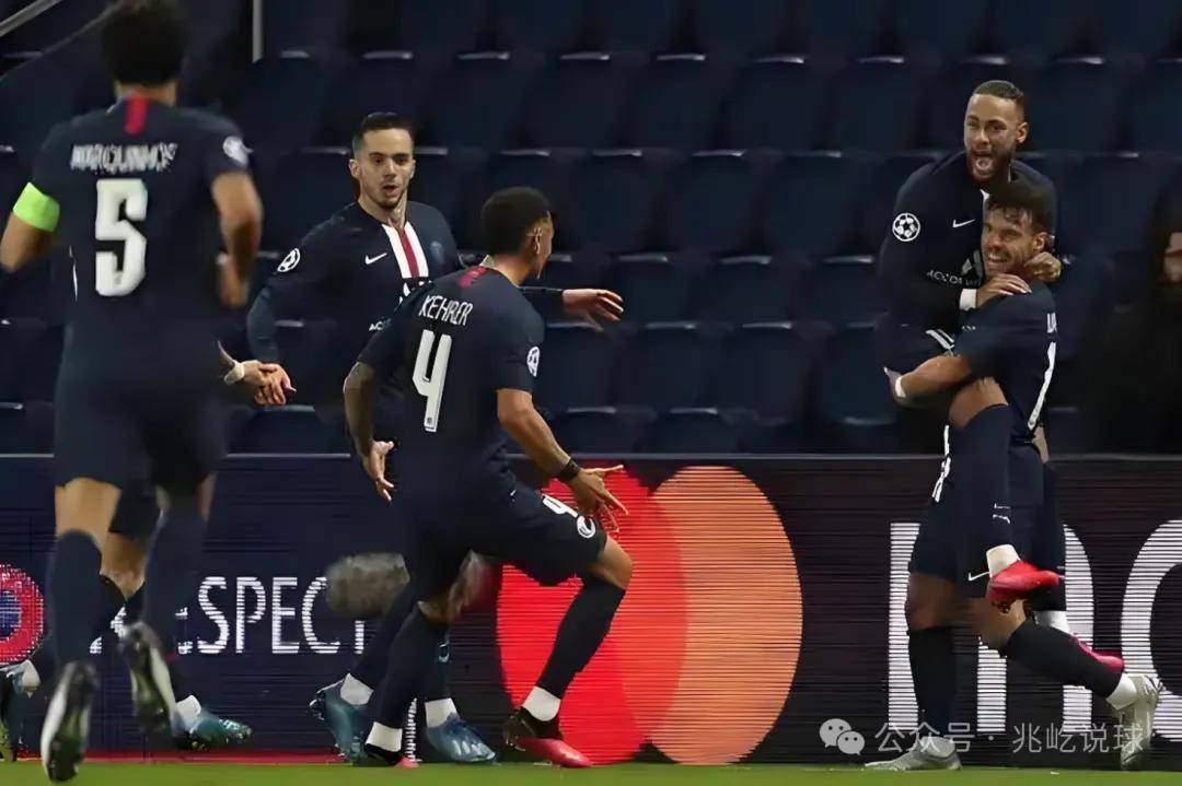 包含巴黎圣日耳曼客场逆转,力克尼斯取得胜利的词条 包含巴黎圣日耳曼客场逆转,力克尼斯取得胜利的词条