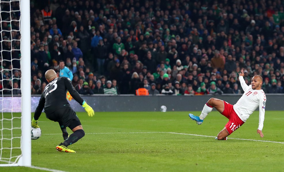 爱游戏体育直播-包含俄罗斯队惊险过关，成功晋级欧锦赛预选赛的词条