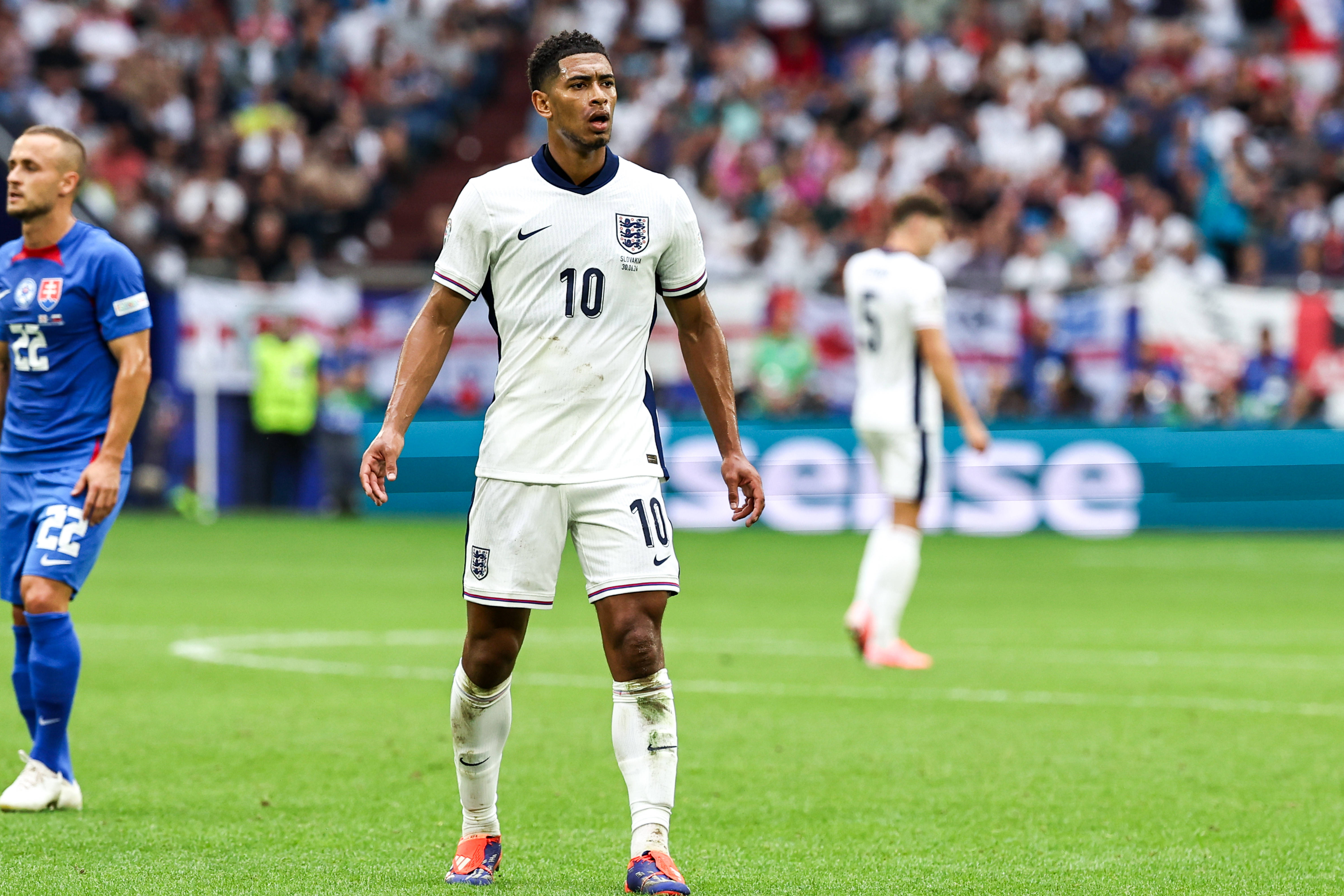 英格兰球队精彩表现，成功晋级(英格兰球队精彩表现,成功晋级的是谁)