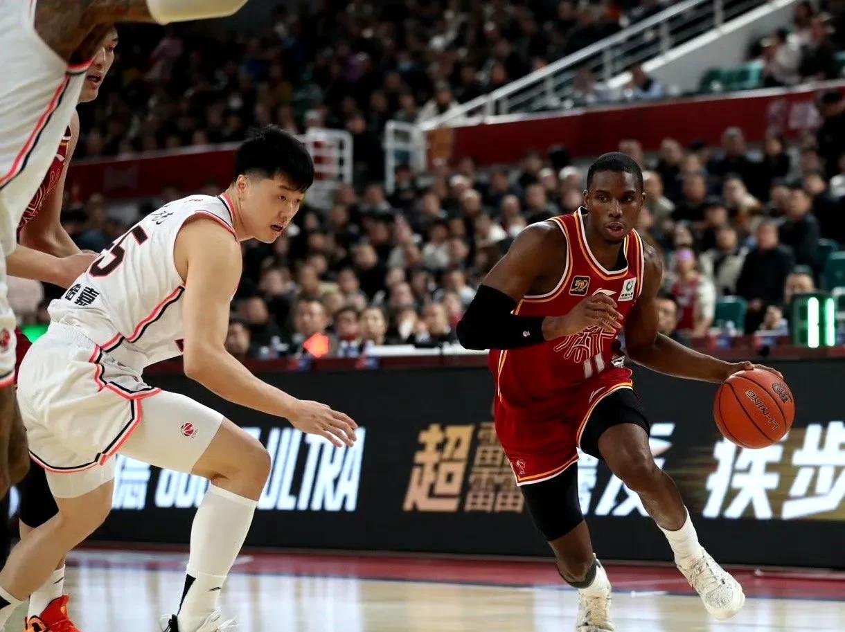 广东队爆发神级表现,全国篮球锦标赛被彻底压制,三杀的简单介绍 广东队爆发神级表现,全国篮球锦标赛被彻底压制,三杀的简单介绍