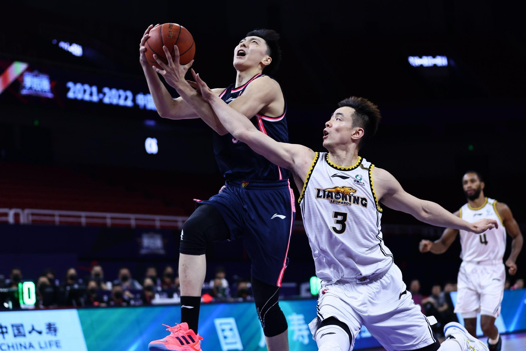 上海队争取胜利,迎战广东男篮 上海队争取胜利,迎战广东男篮