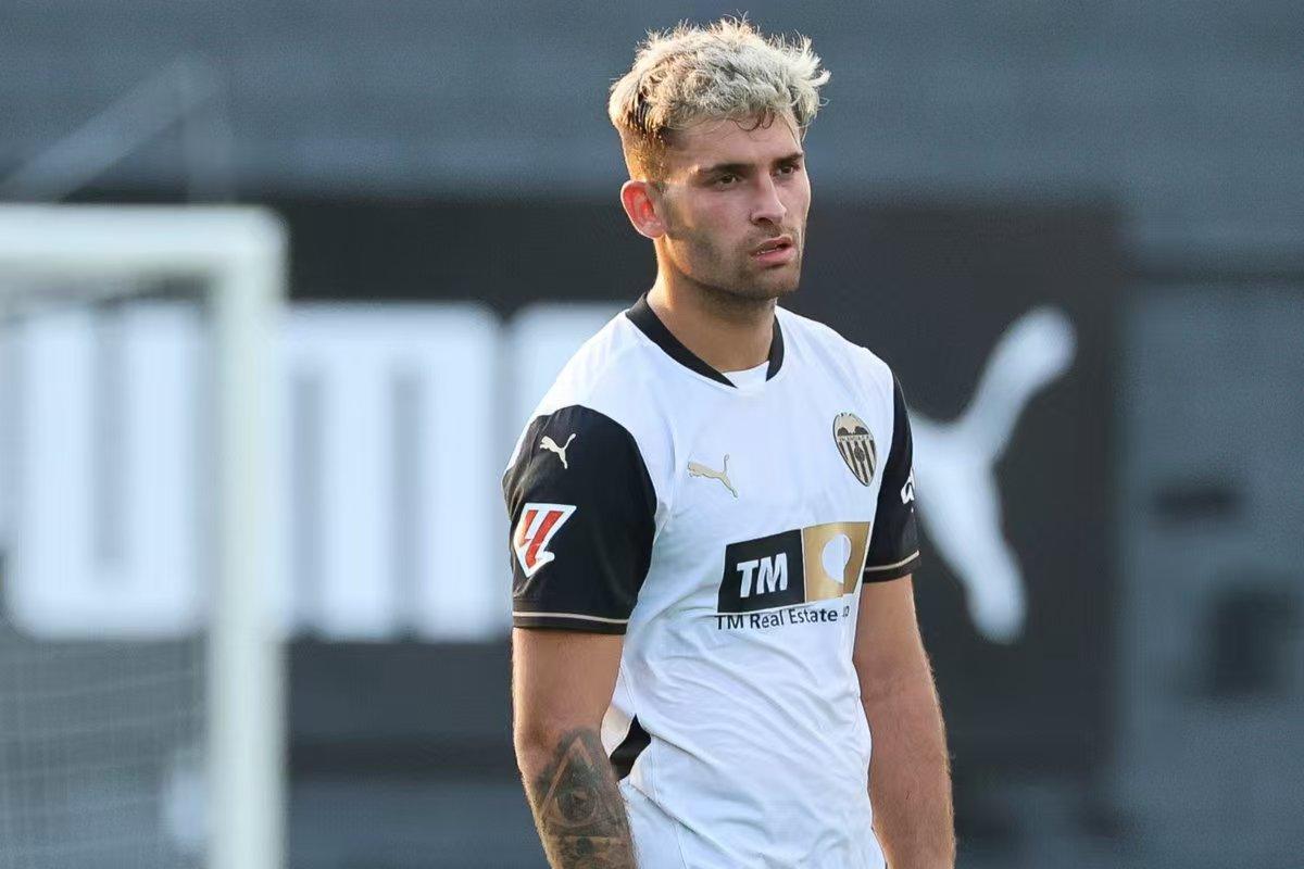 爱游戏官网-巴伦西亚击败奥萨苏纳，继续保持领跑的简单介绍