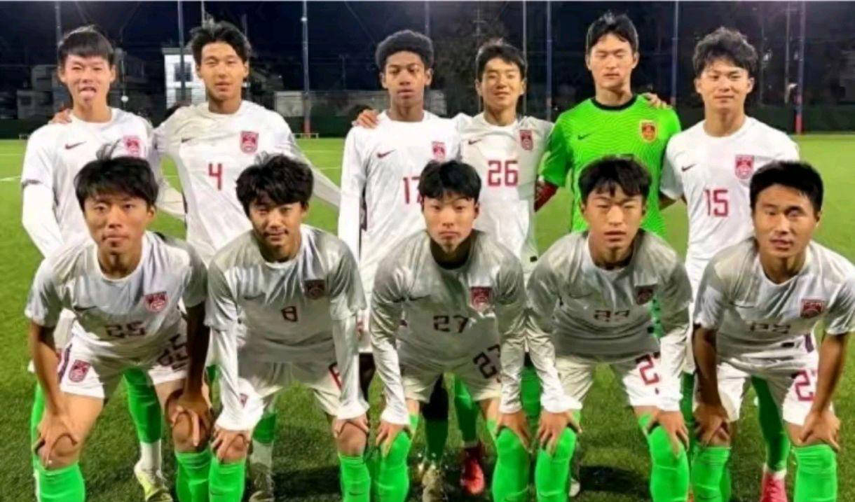 爱游戏体育下载-包含沃尔夫斯堡年轻新星崭露头角，表现抢眼的词条