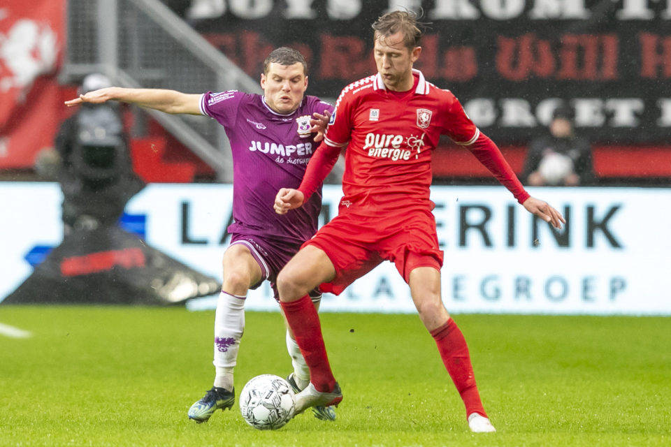 包含荷兰队在欧洲杯预选赛中遭遇挑战,须加倍努力!的词条 包含荷兰队在欧洲杯预选赛中遭遇挑战,须加倍努力!的词条