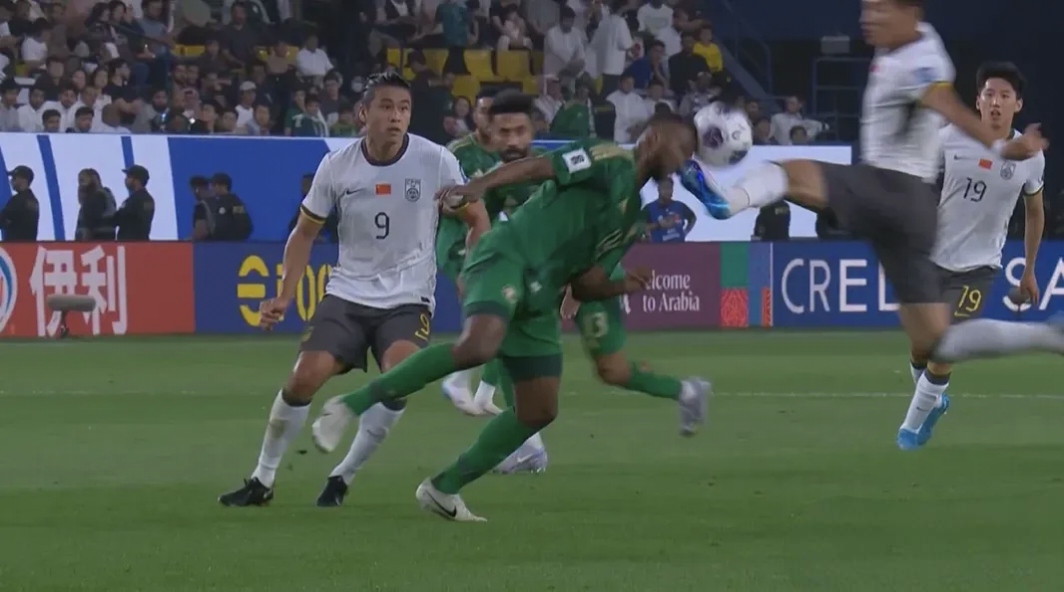 足球比赛中的精彩一战让人震撼