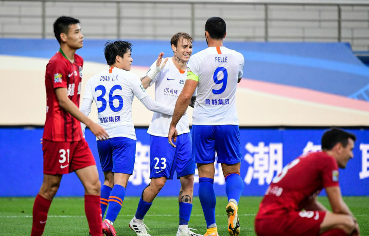 爱游戏体育网站-山东鲁能主场大捷，积分榜前三位置牢固的简单介绍