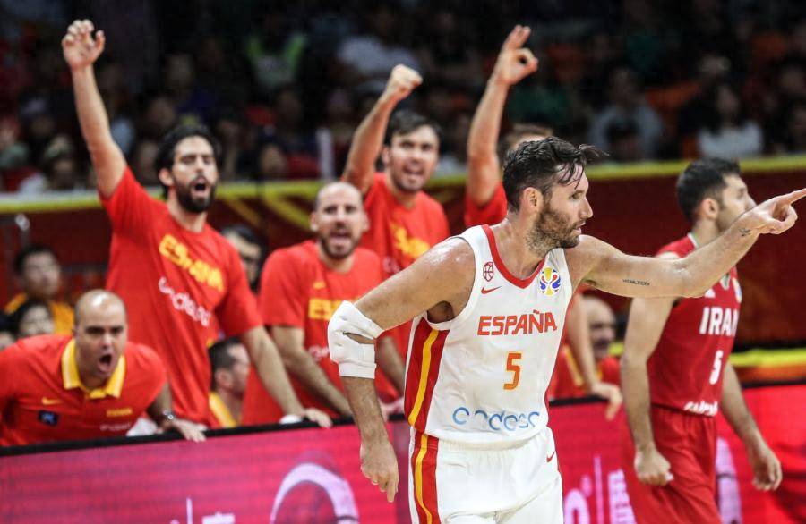 爱游戏app-西班牙男篮大胜意大利，晋级国际篮球比赛四强