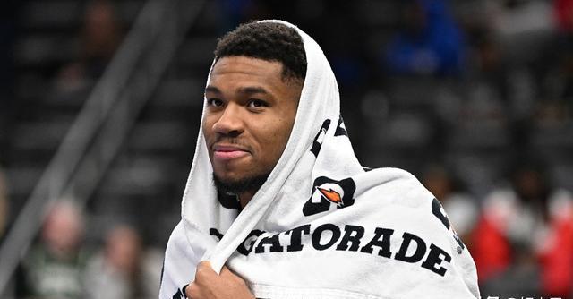 关于雄鹿队员受伤,球队迎来伤病波动的信息 关于雄鹿队员受伤,球队迎来伤病波动的信息