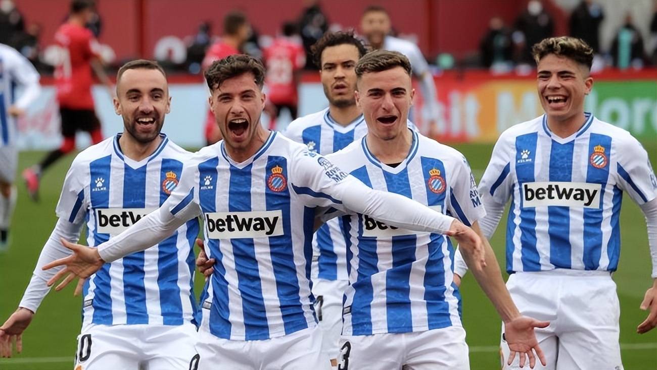 爱游戏登录入口-关于塞维利亚客场逆转马德里竞技，继续保持西甲榜首位置的信息