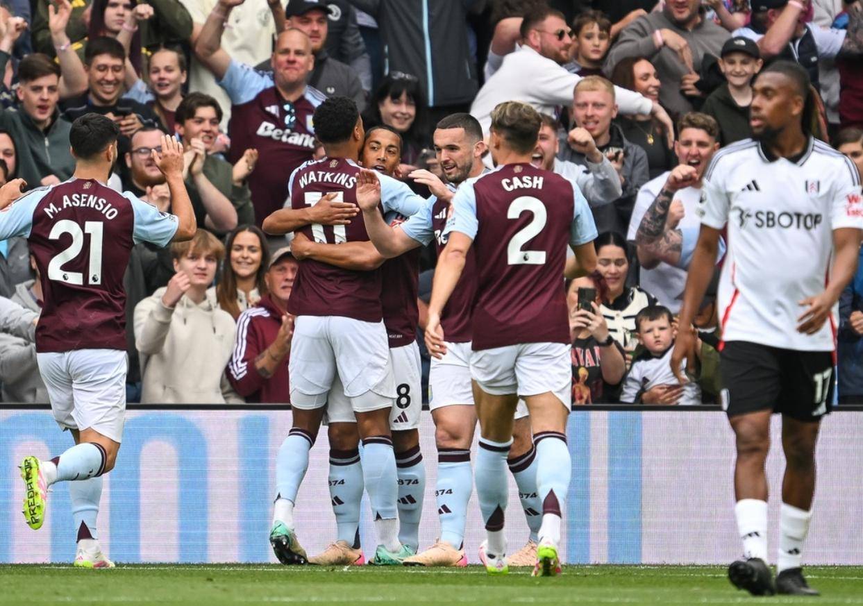 爱游戏体育链接-包含瓦伦西亚客场战平维拉利尔，争取一分的词条