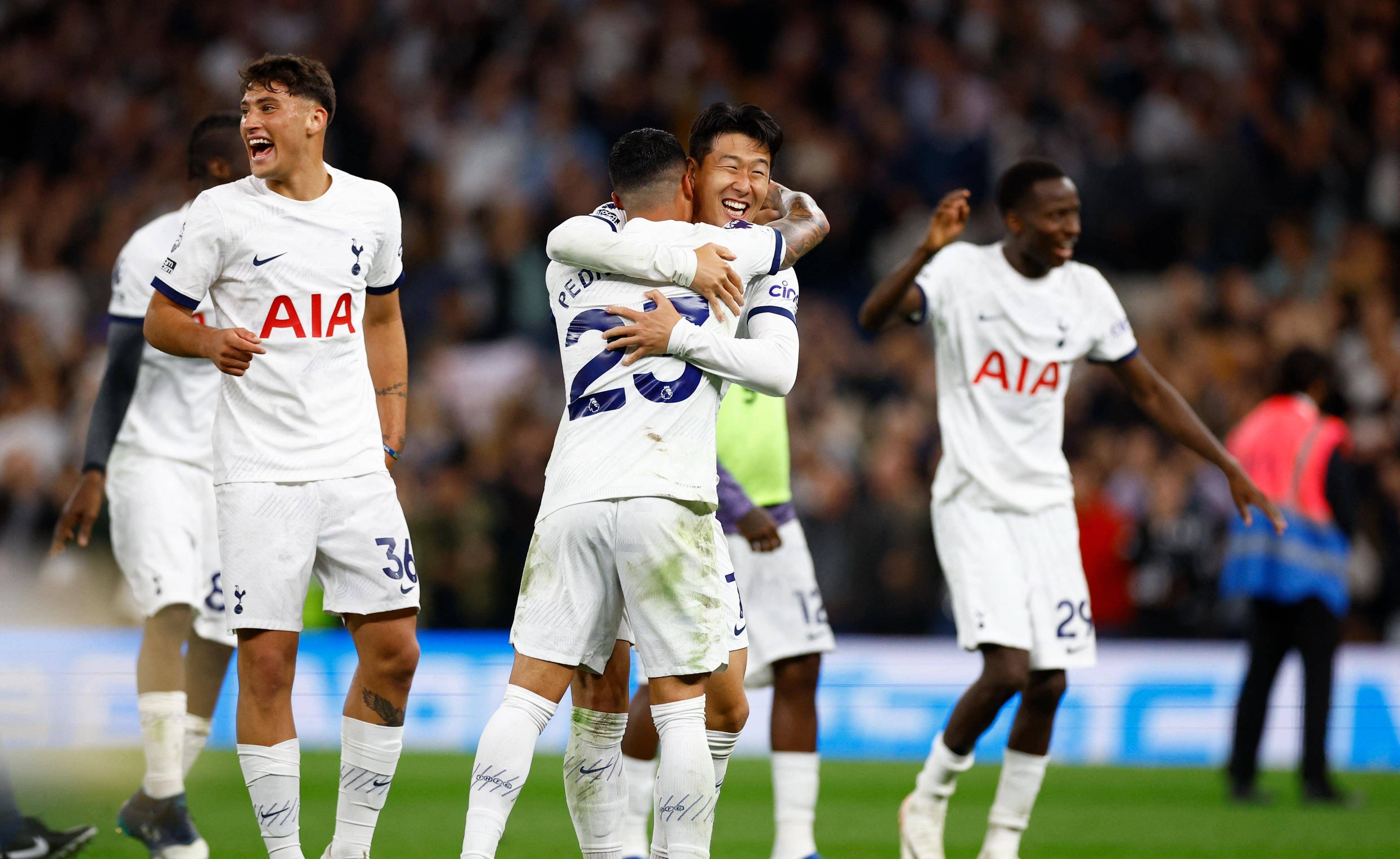 爱游戏体育直播-曼联战胜热刺：晋级希望获得提升的简单介绍