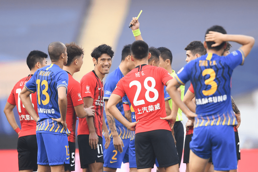 爱游戏亚洲官网-包含翻盘成功，冲进下一轮淘汰赛的词条