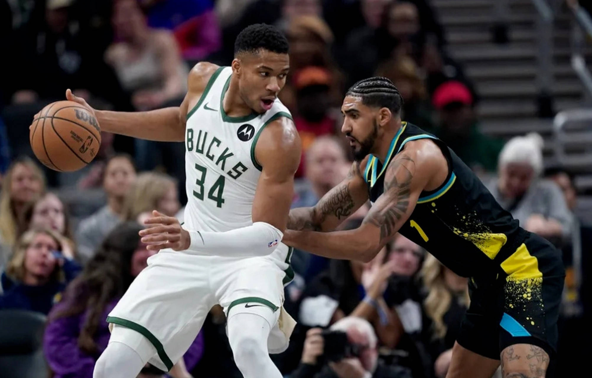 湖人擒雄鹿,取得四连胜 湖人擒雄鹿,取得四连胜