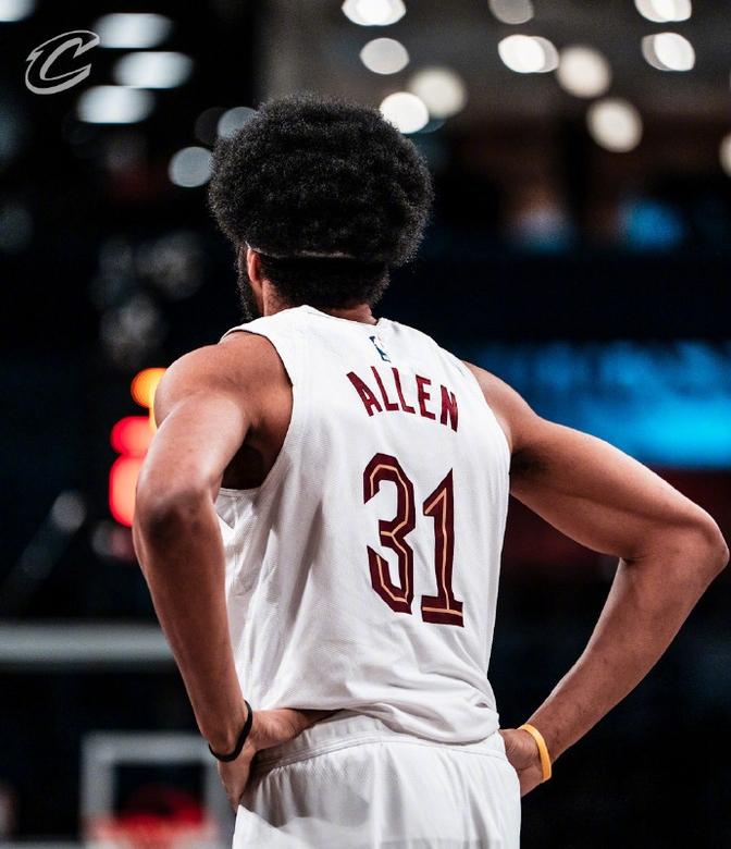 骑士客场战胜篮网,取得五连胜 骑士客场战胜篮网,取得五连胜