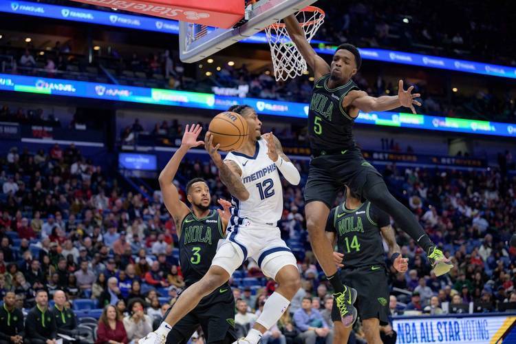 灰熊客场击败山猫,莫兰特砍下30分 灰熊客场击败山猫,莫兰特砍下30分