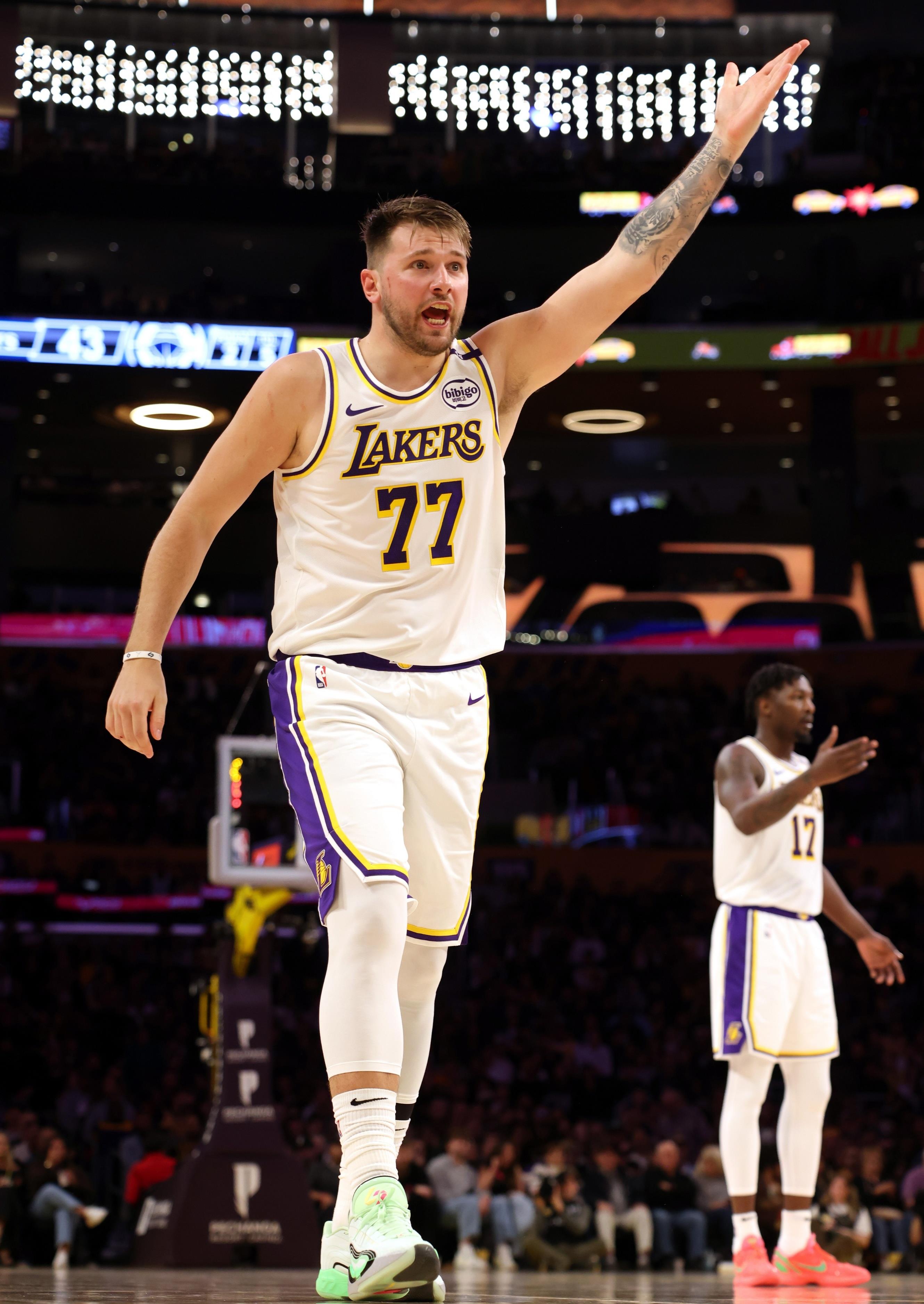 包含湖人负于灰熊,遭遇两连败的词条 包含湖人负于灰熊,遭遇两连败的词条