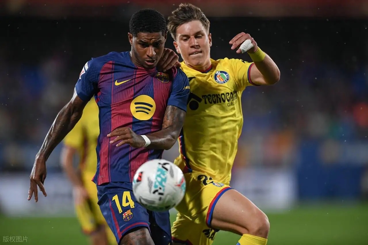 爱游戏官方登录入口-关于曼联遗憾出局，巴萨挺进次轮的信息